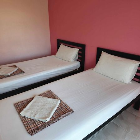 Bonita House Hotel Банкок Екстериор снимка
