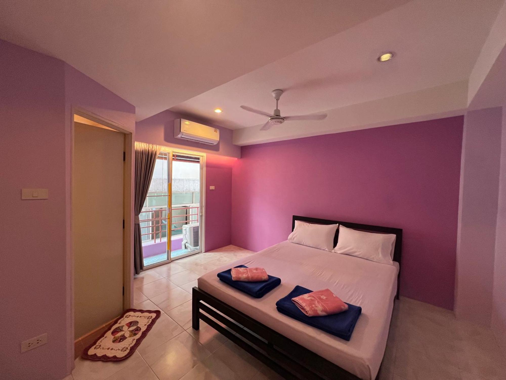 Bonita House Hotel Банкок Екстериор снимка