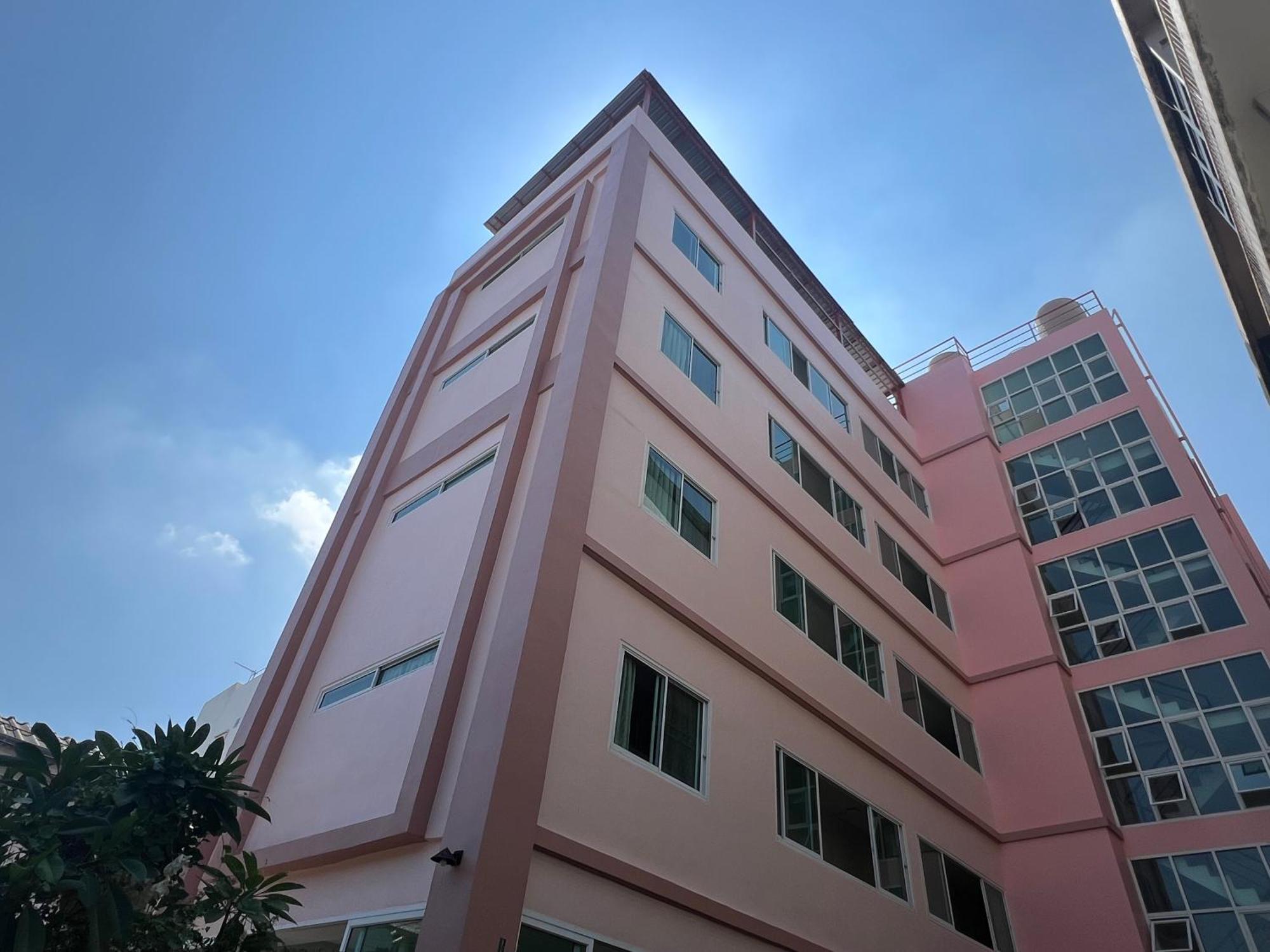 Bonita House Hotel Банкок Екстериор снимка