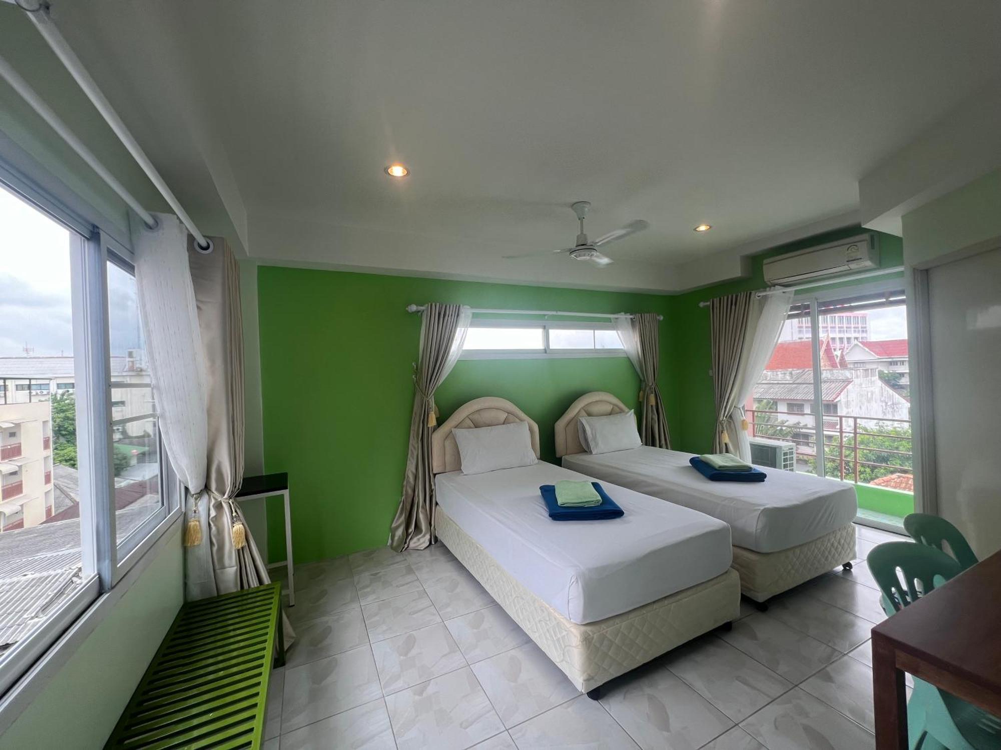 Bonita House Hotel Банкок Екстериор снимка